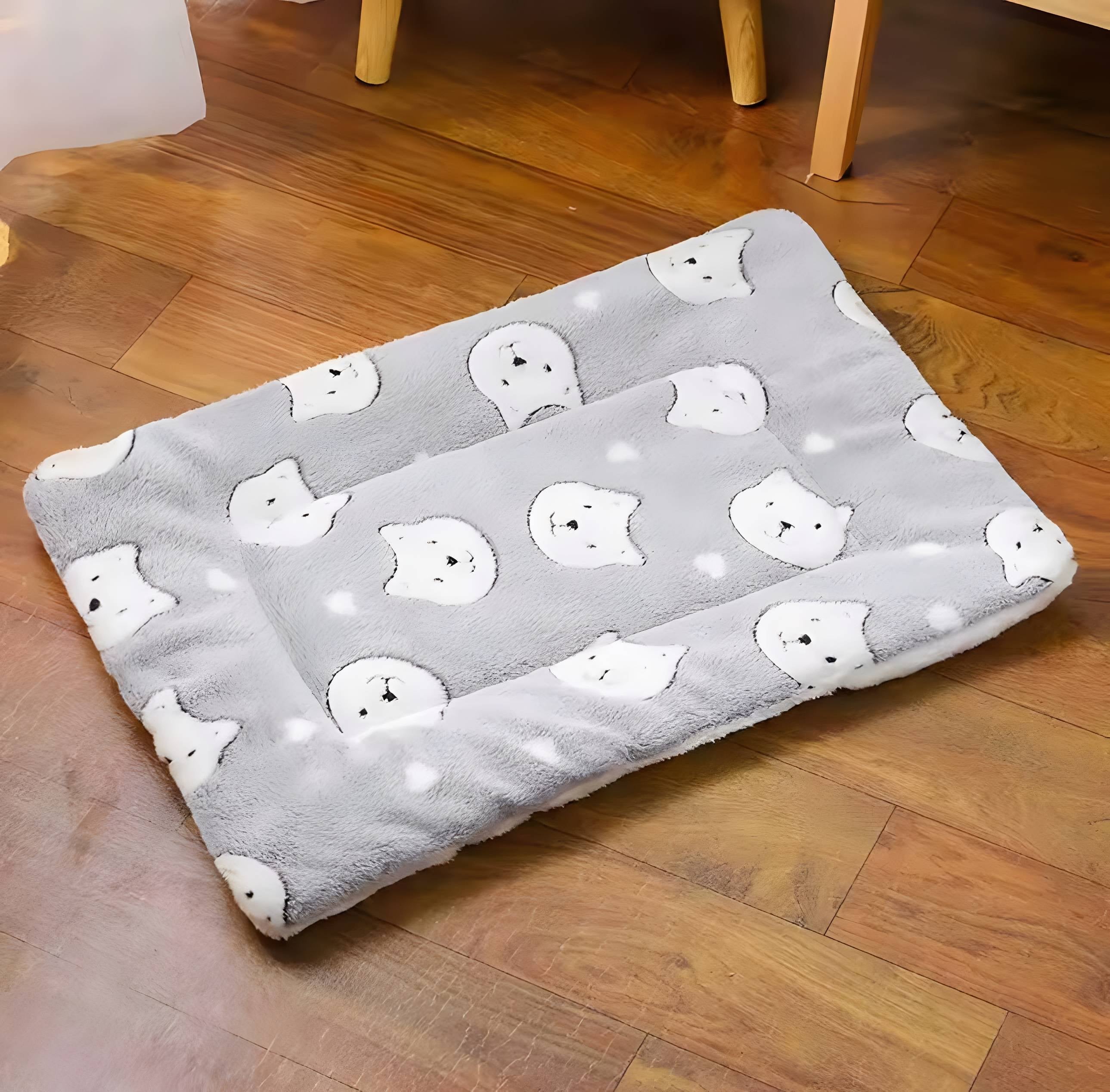 Tapis de couchage épais en flanelle respirante pour chat, coussin doux pour petit chien, couverture chaude d'hiver pour chat
